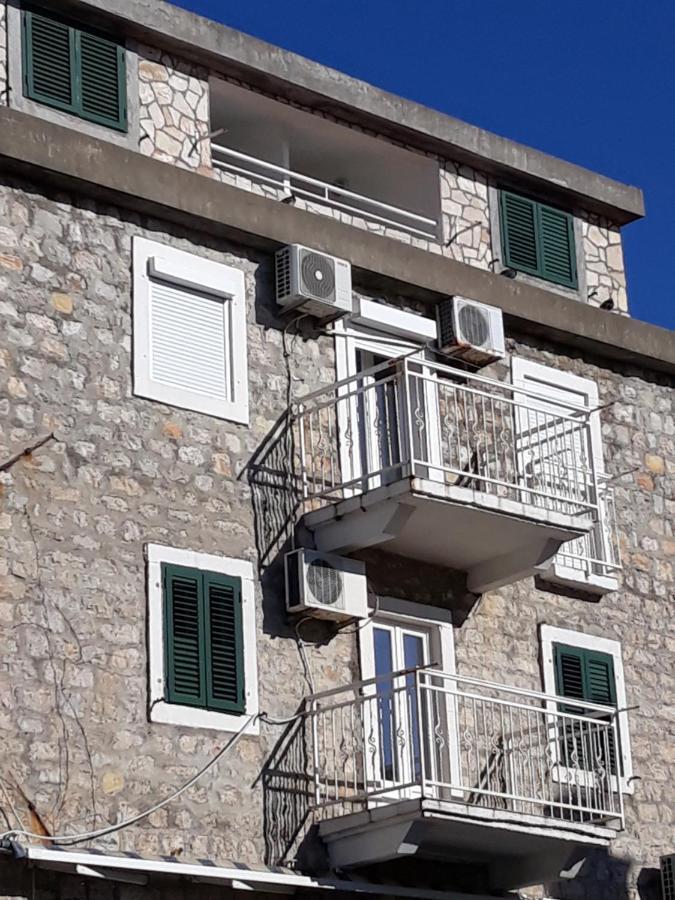 Apartments Teodora Obala Петровац Экстерьер фото
